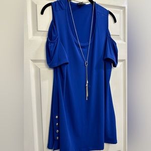 New Pretty Blue Cold Shoulder Top with the Silver Knot Necklace to Match Shirt